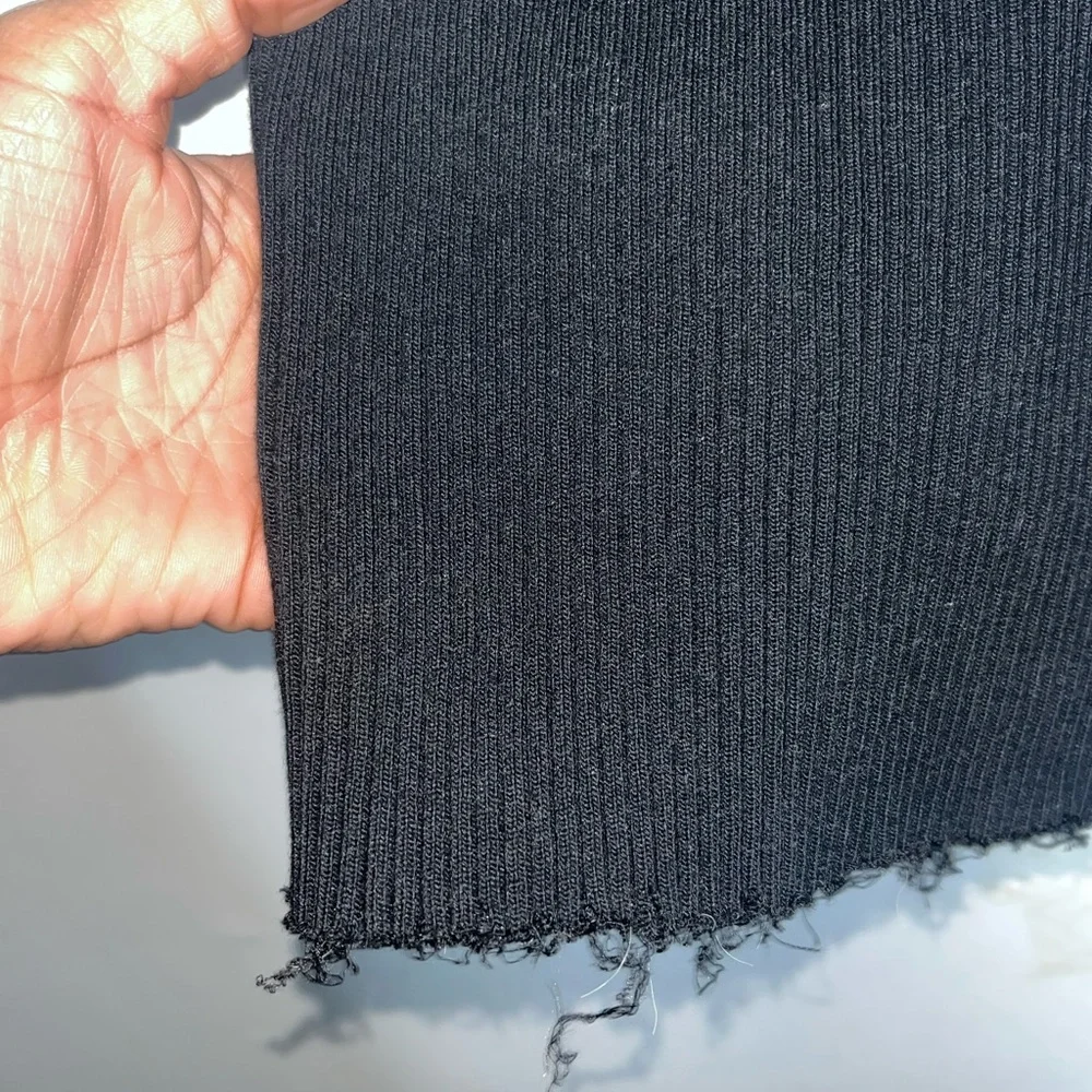 NWT Better Be Ribbed Off The Shoulder Plunge Neck Frayed Bodycon Dress Sz Medium - Picture 5 of 8